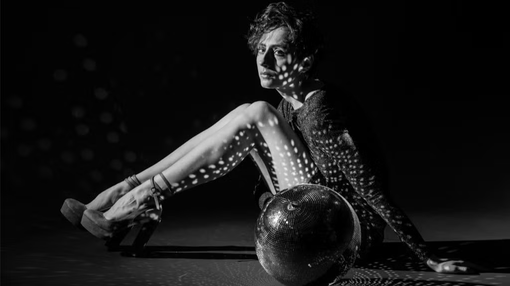 Stage lighting with Emma